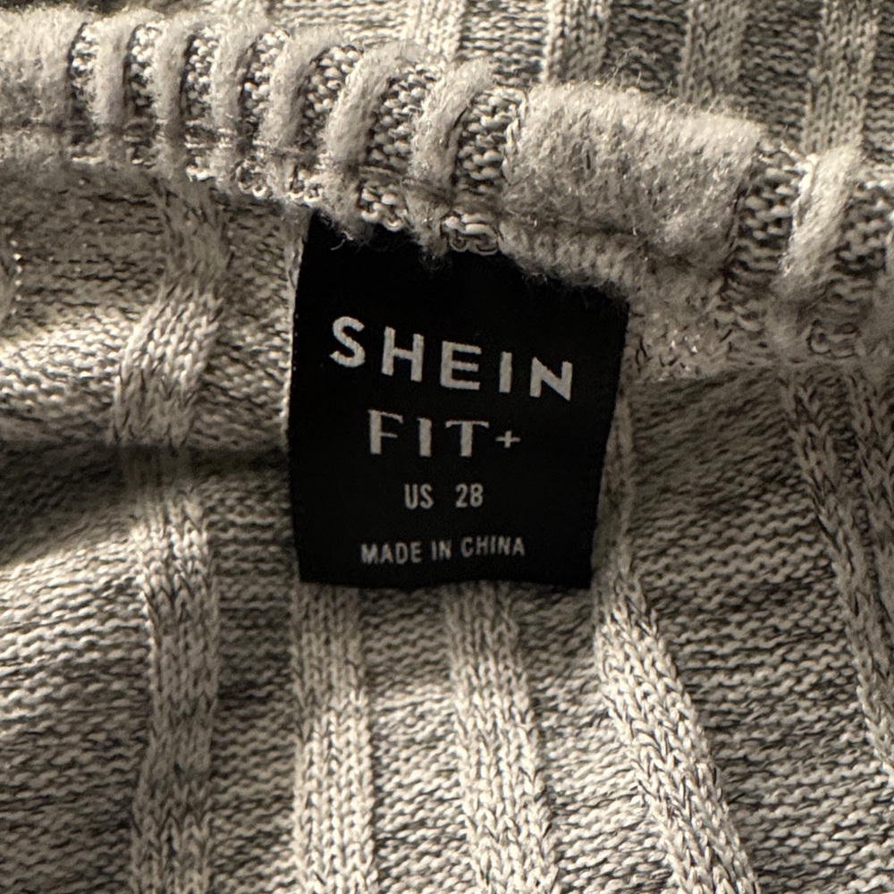 Gray Ribbed Knit Cardigan Set - Picture 2 of 2